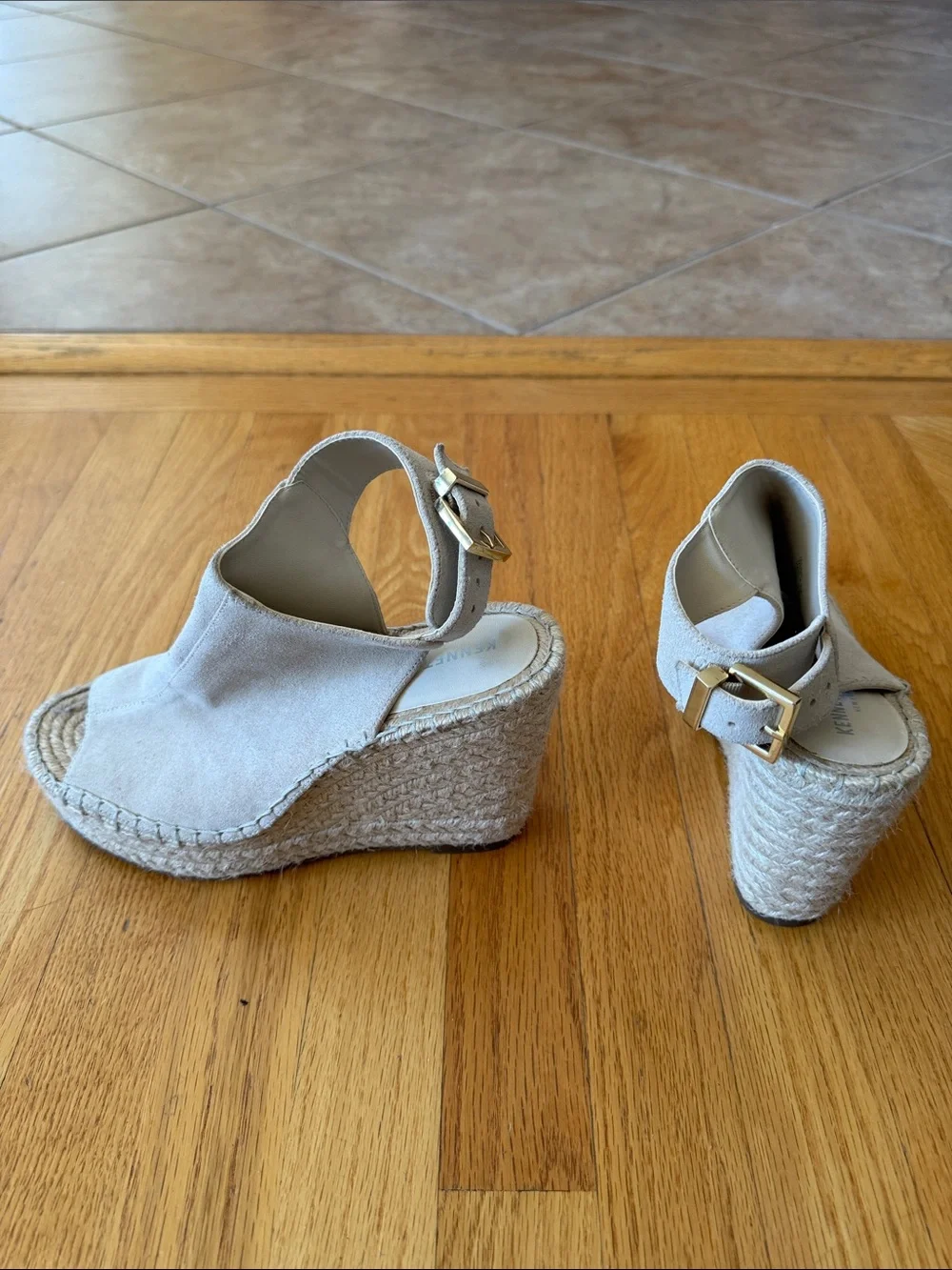 Kenneth Cole Light Beige Espadrille Wedge Sandals with Gold Buckle